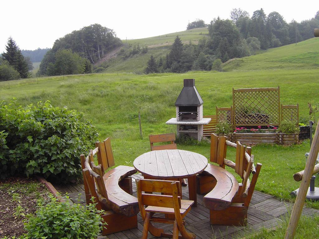 Hubertus Lodge Ibach Buitenkant foto