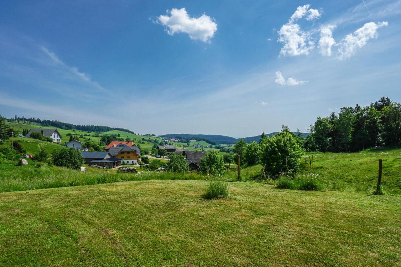 Hubertus Lodge Ibach Buitenkant foto
