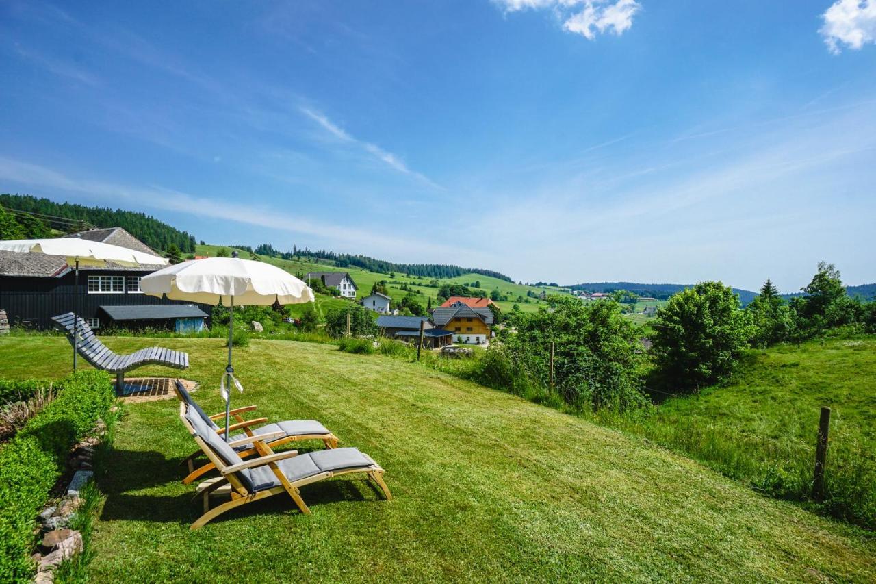 Hubertus Lodge Ibach Buitenkant foto